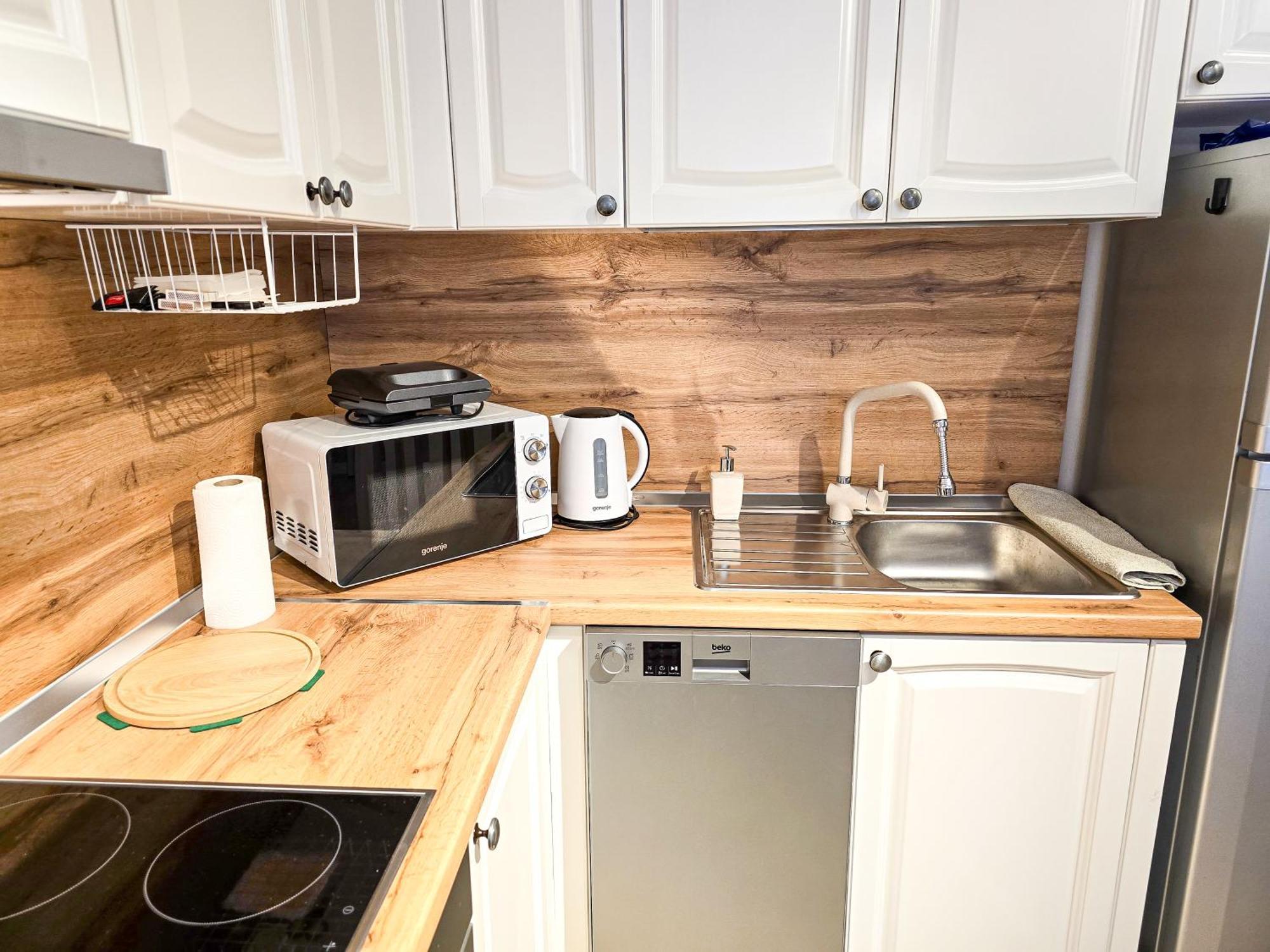 Emerald Luxury 1bd