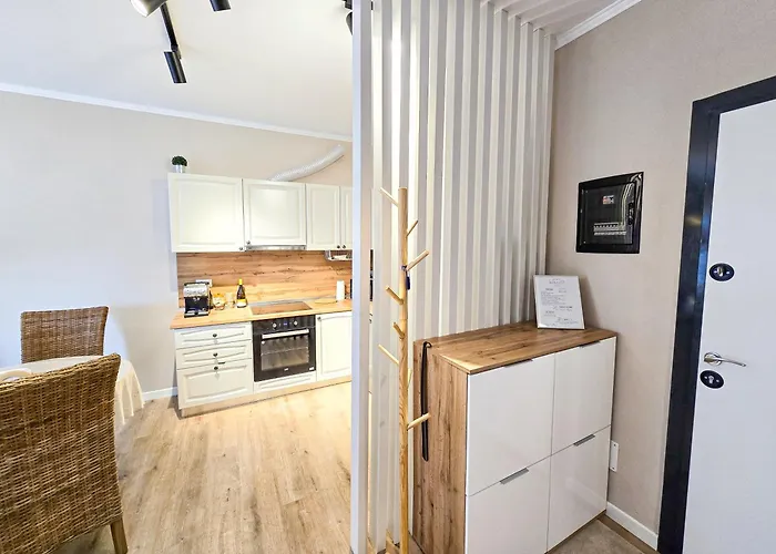 Emerald Luxury 1Bd Apartment