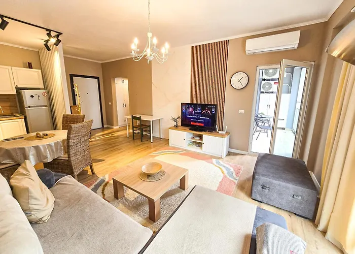 Emerald Luxury 1Bd Apartment