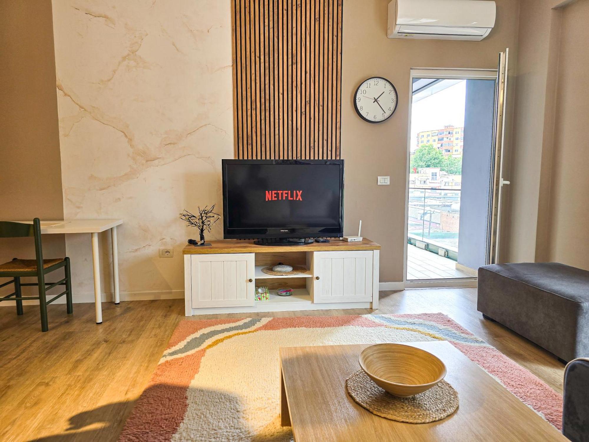 Emerald Luxury 1bd Tirana